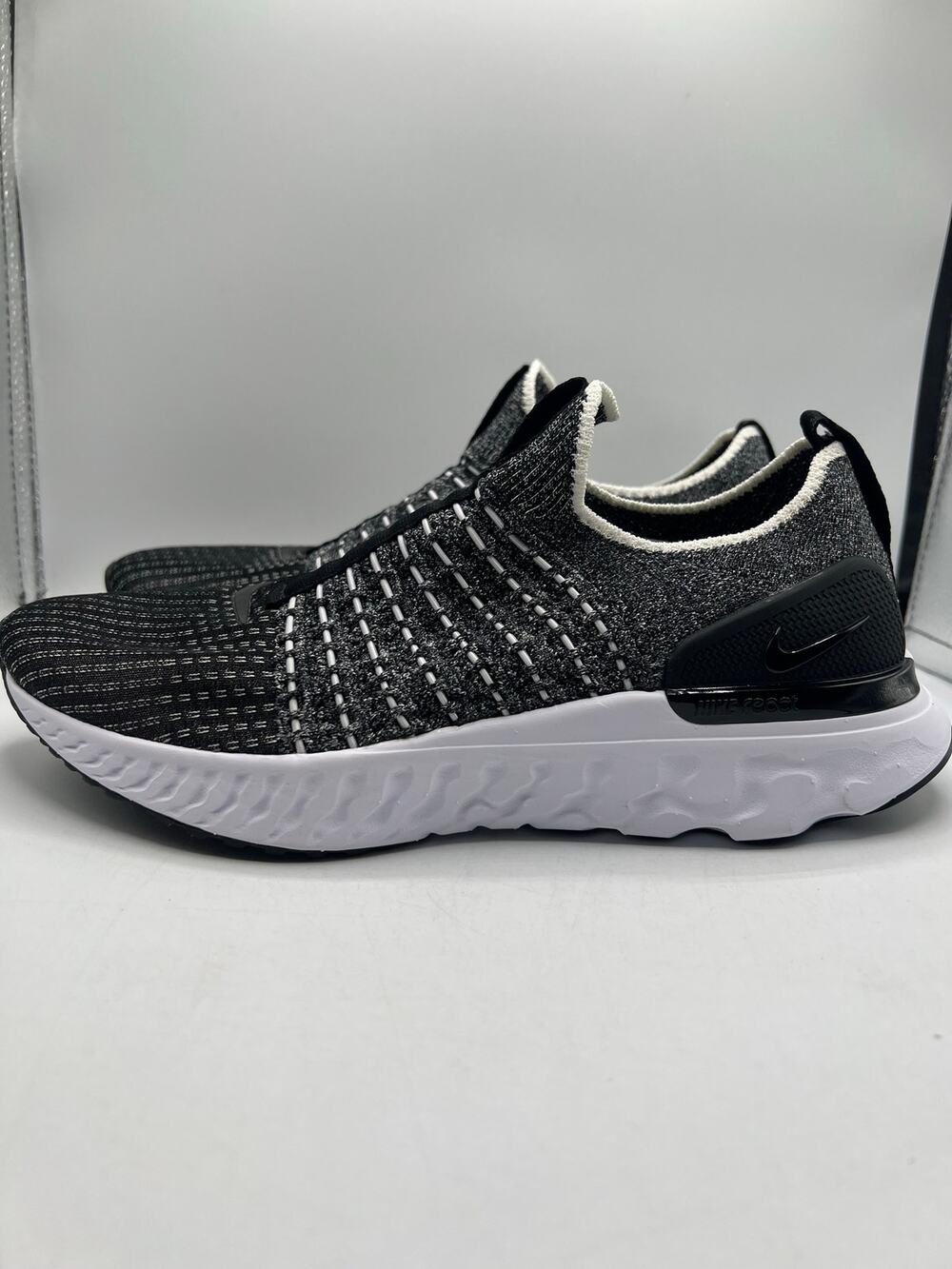 Nike React Phantom Run Flyknit 2 Wmns βOreoβ size 8w